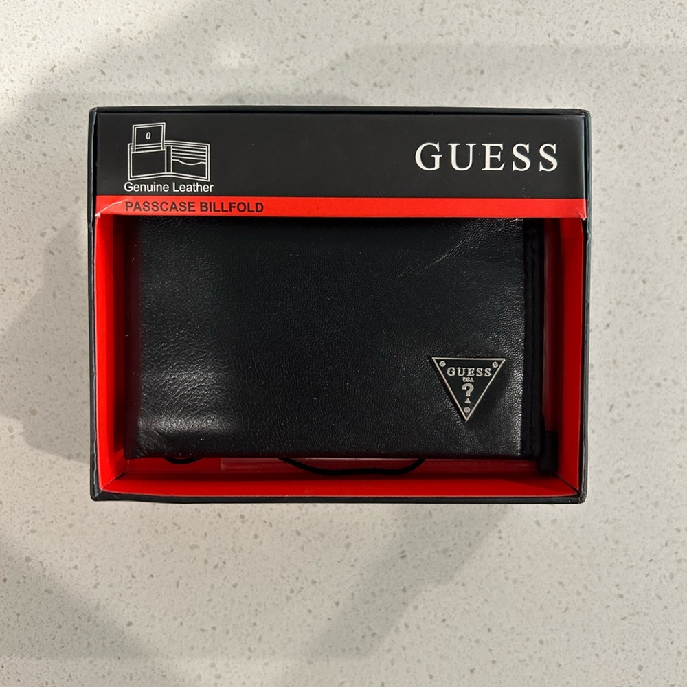 Guess Black Key & Card Holder